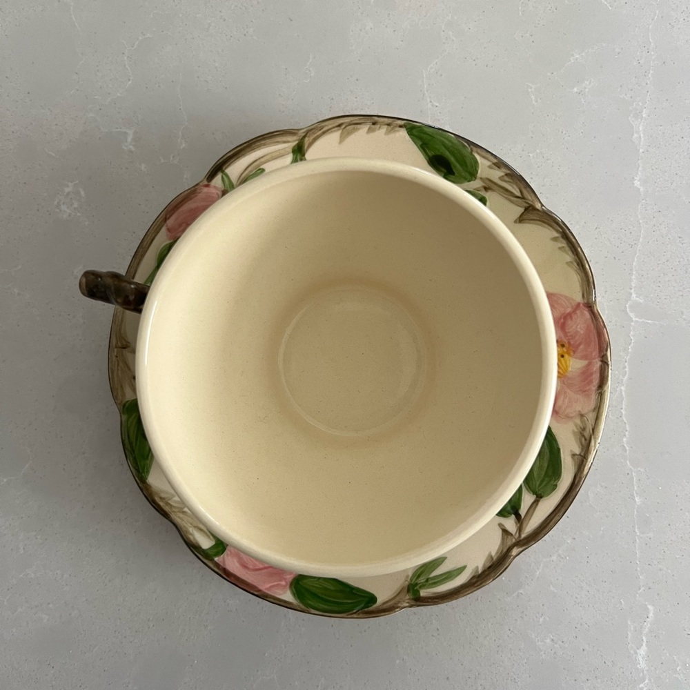 VTG Floral Teacup and Saucer Set